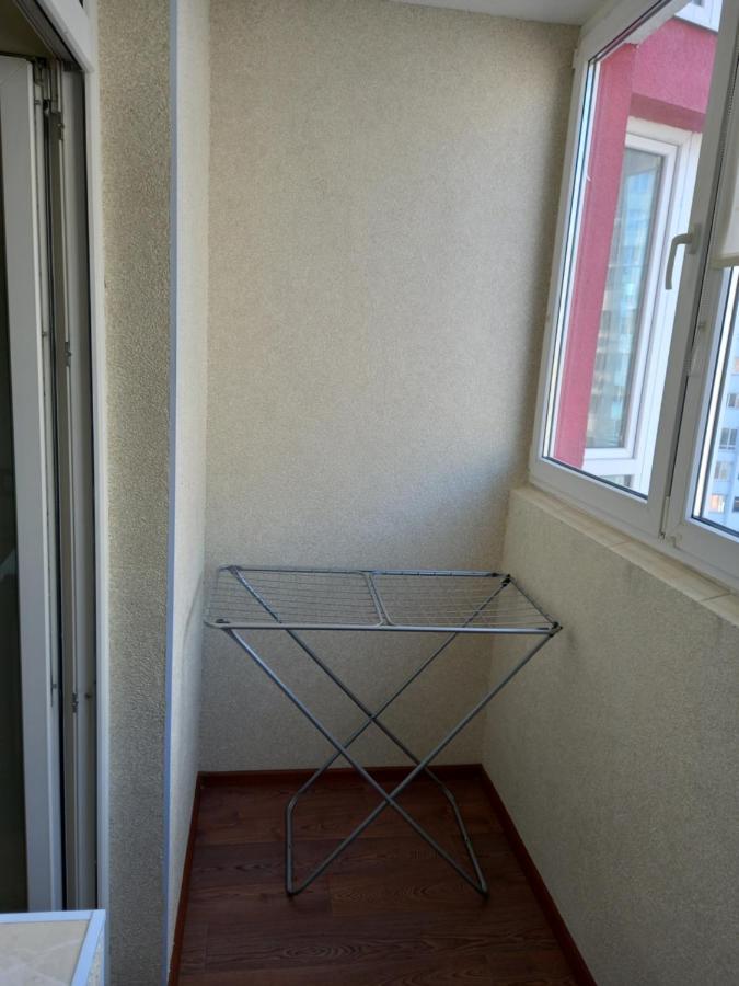 Smart Apartments Drahomanova 2А Kiev Dış mekan fotoğraf